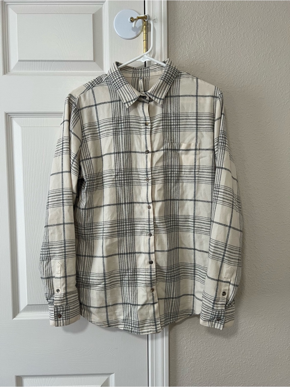 Kuhl Kamila Plaid Button Down Shirt Womens Large Outdoor Flannel Style 8377